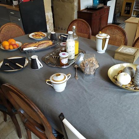 באיו Chambre D'Hote En Famille מראה חיצוני תמונה