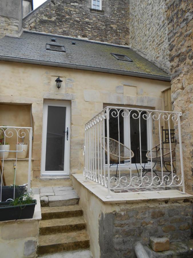 באיו Chambre D'Hote En Famille מראה חיצוני תמונה