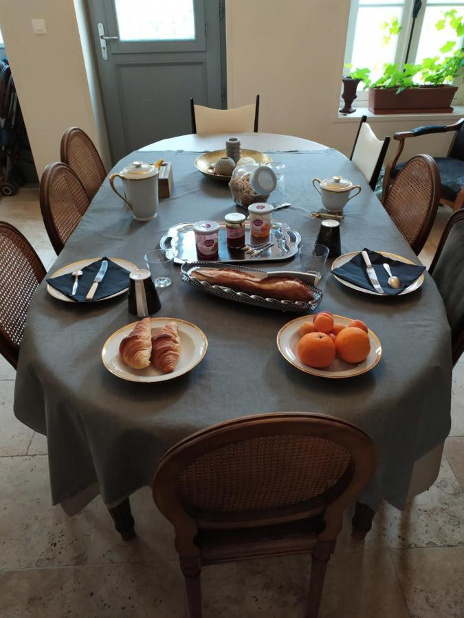 באיו Chambre D'Hote En Famille מראה חיצוני תמונה
